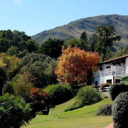 Las Ardillas Cabanas Y Suites La Falda Bagian luar foto